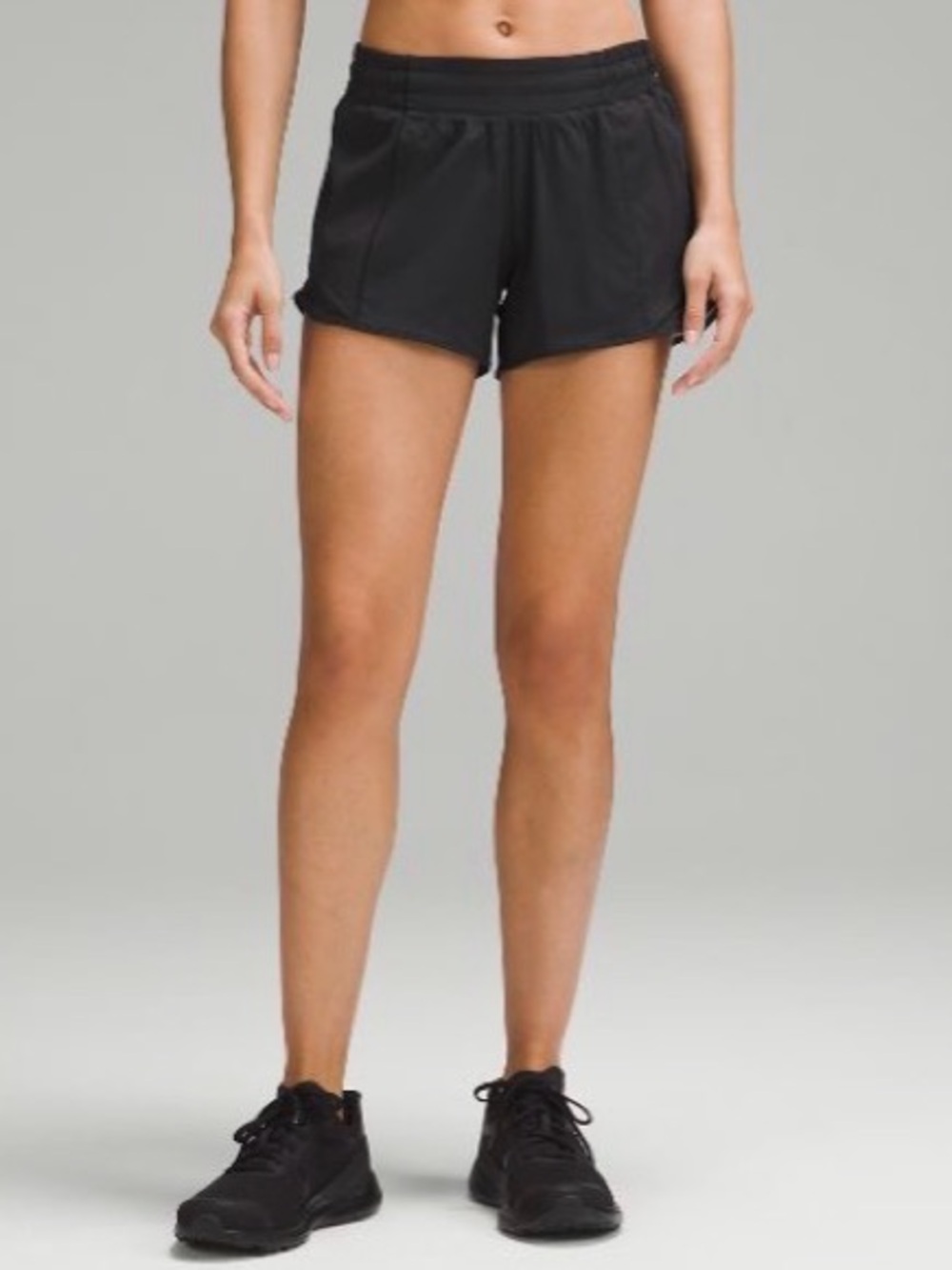 Lululemon Black Speed up Mid Rise 4” size 8